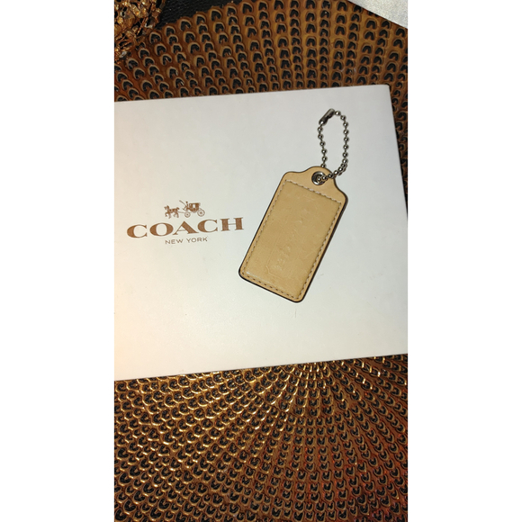 Coach Hang Tag Large - Picture 1 of 3
